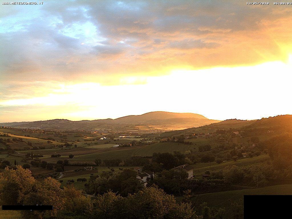La Finestra Sul Conero Bed & Breakfast Castelfidardo Luaran gambar